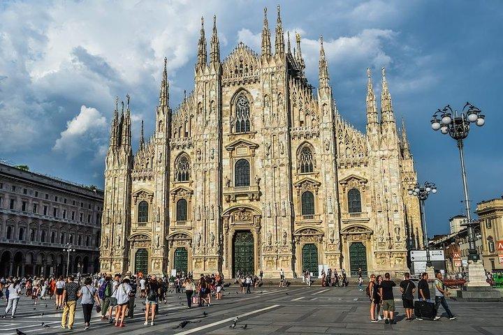 Milan Private Tour with Duomo Entry and Hotel Pick up