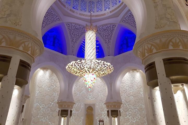 Abu Dhabi Sheikh Zayed Mosque tour Ferrari world outside visit