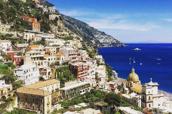 Full-Day Small-Group Pompeii and Amalfi Coast Tour from Rome