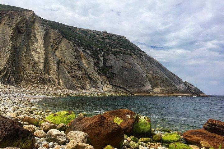 Jurassic Hiking tour to footprints of dinosaur in Espichel Cape