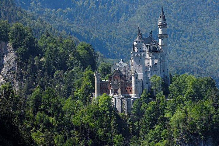 Express Tour from Munich to Neuschwasntein Castle