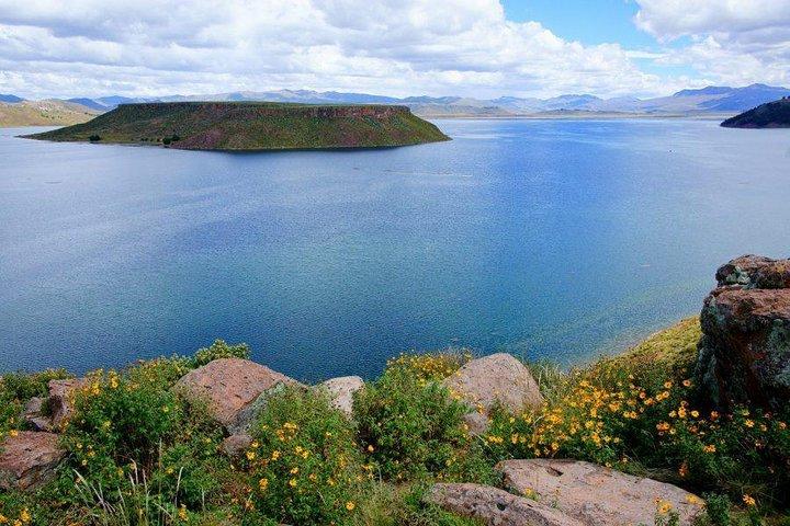 Afternoon : Chullpas of Sillustani from Puno