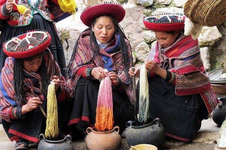 Full day: Andean Community visit from Cusco
