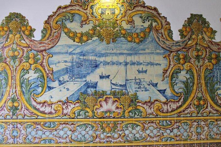 Historical and Natural Arrábida: Private Tour from Lisbon