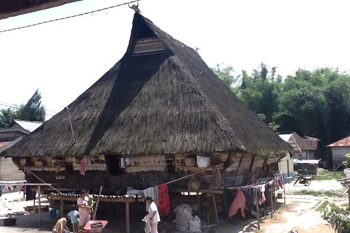 Private Tour: Karo Highlands and Lake Toba from Medan