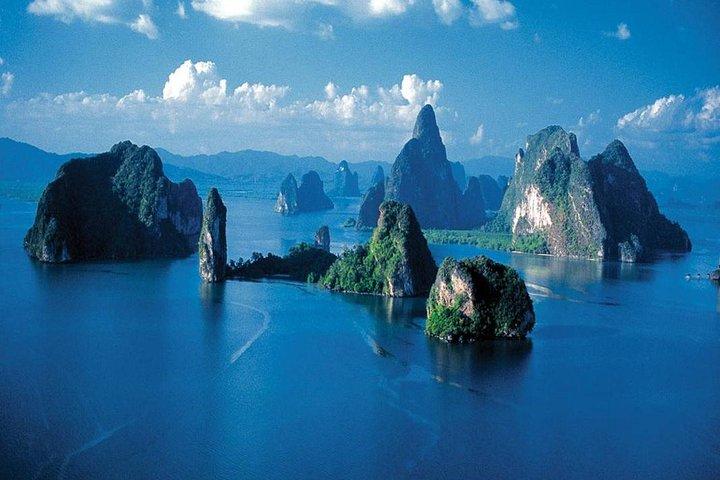 Phang Nga Bay Discovery: James Bond & Koh Khai Islands Experience