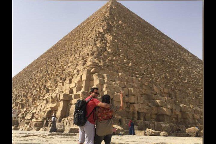 Layover Tour: Giza Pyramids, Sakkara, Memphis & Nile Felucca Ride