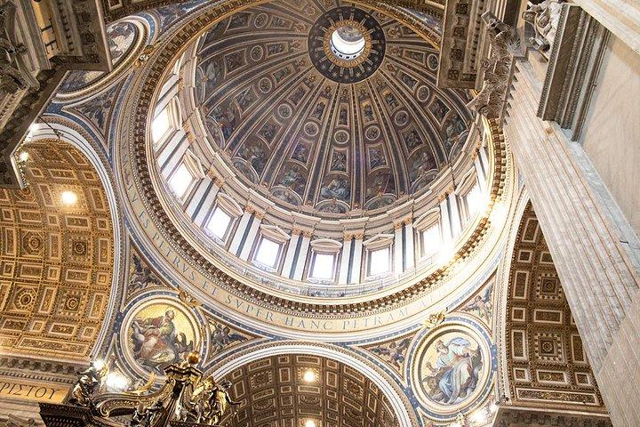 Michelangelo's Tour in Rome: Pietà, St Peter's Basilica & Dome