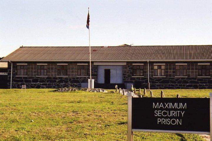Cape Town Private Tour - Robben Island Gateway & Table Mountain Car