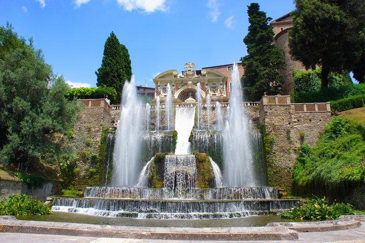 Private Tivoli: Hadrian's Villa and Villa d'Este with Pick-up from Rome