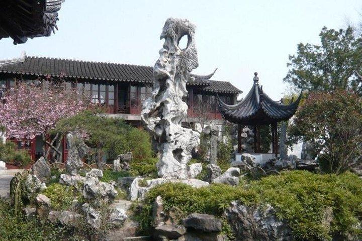 Private Day Trip: Suzhou Garden and Zhouzhuang Water Town from Shanghai