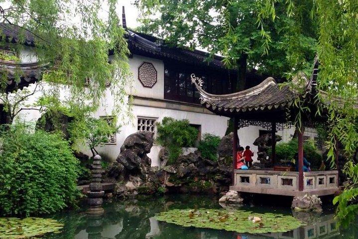 Private Day Trip: Suzhou Garden and Zhouzhuang Water Town from Shanghai