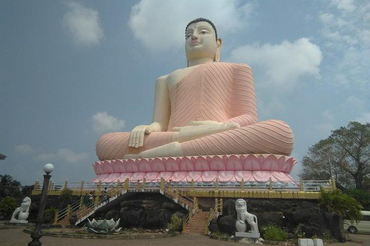 Private all inclusive Day tour southern Sri Lanka Bentota and Galle