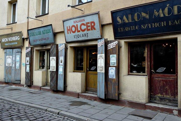 Small Group Kazimierz Jewish Quarter Tour in Krakow