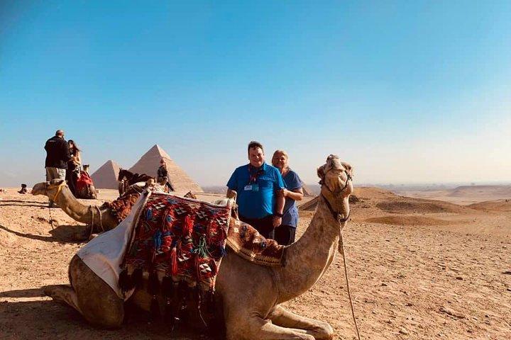 2 Private day tours in Giza pyramids and Cairo city with 2 airport Transfers