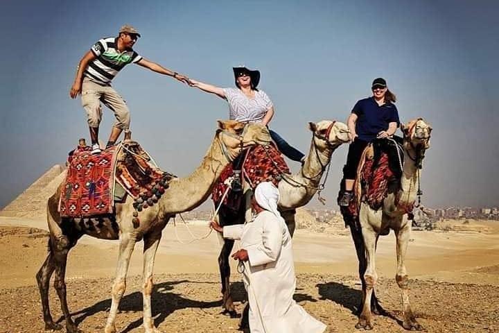 Private Tour Giza Pyramids & Egyptian Museum & Camel ride