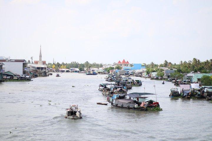 1-Day Mekong Delta Tour: Less-Touristy Cai Be & Vinh Long(Max 10)