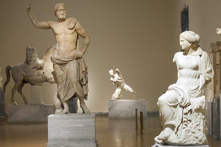 Private Walking Tour: National Archaeological Museum