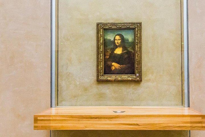 Guided Tour of the Louvre Museum with Seine River Cruise Ticket