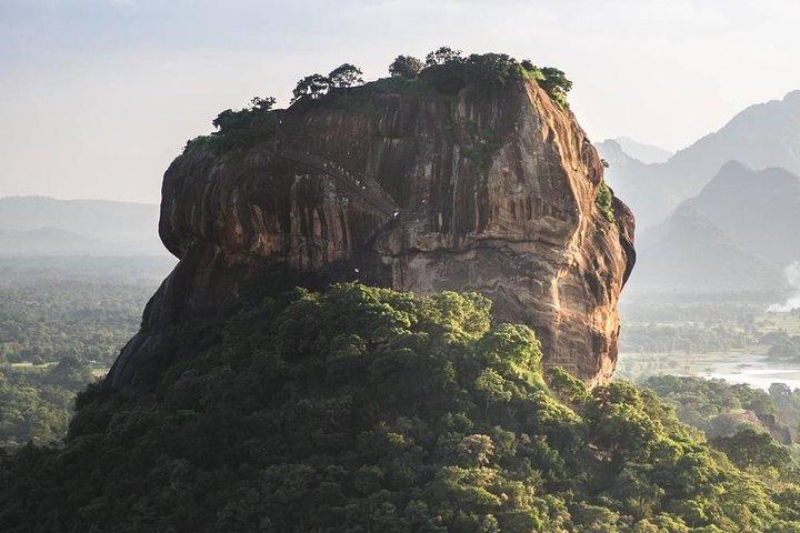 Full-Day Private Sigiriya and Dambulla from Kandy
