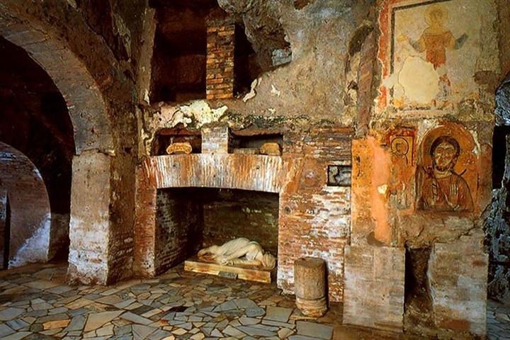 Catacombs of Rome Small Group Tour