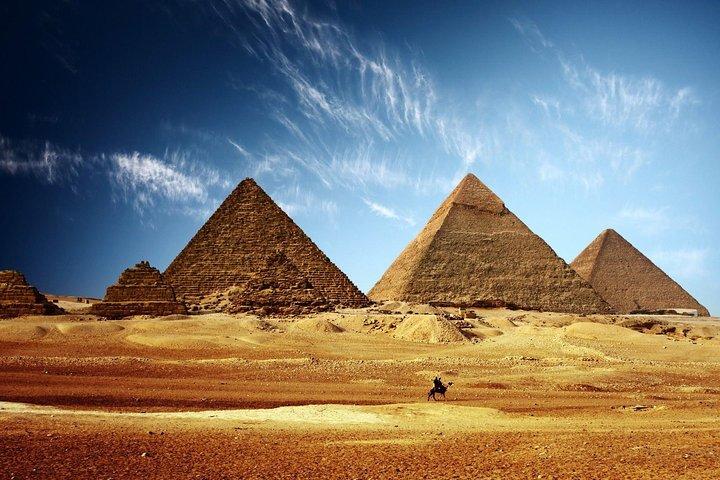 Private tour from Hurghada to Pyramids OF GIZA tour
