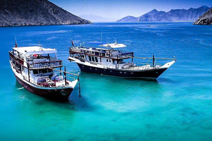 Full Day Musandam Dibba Cruise with Buffet Lunch and Snorkelling