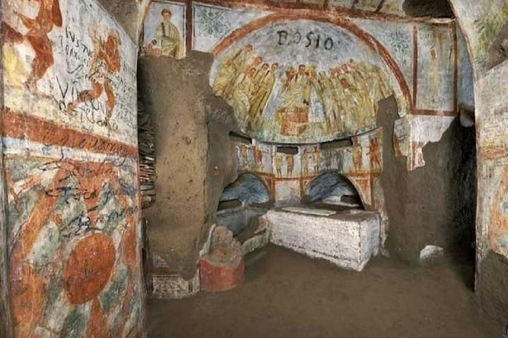 Catacombs of Rome Small Group Tour