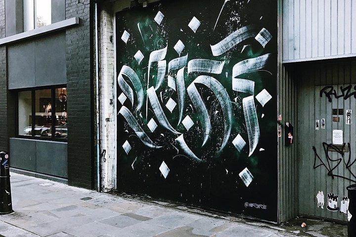 London Street Art Tour of the East End Semi-Private 12ppl Max