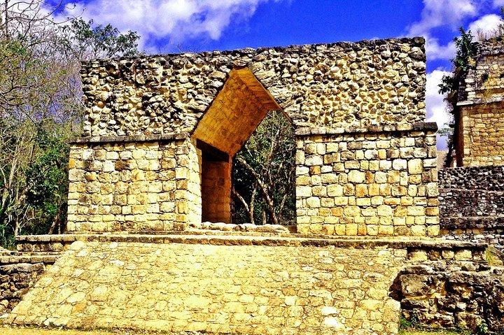 LDS Tour to Ek Balam + Cenote