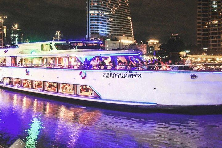 Grand Pearl Dinner Cruise – River Views, Buffet & Live Music