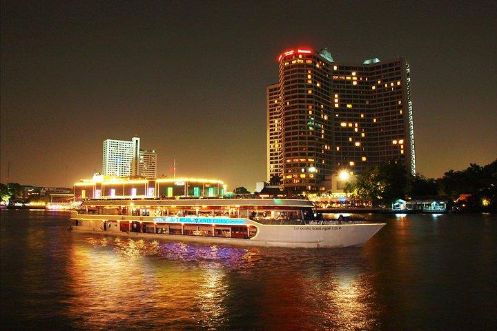 Bangkok Dinner Cruises: Choose Your Perfect Experience