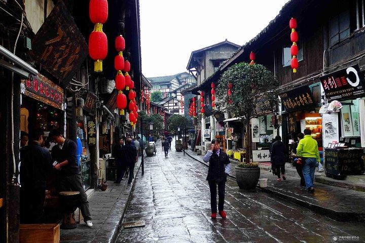 Private Day Tour to Ciqikou, Liziba, Jiefangbei etc. in Chongqing