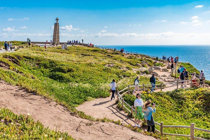 Sintra, Cabo da Roca, Cascais Small Group Tour with Hotel Pick Up