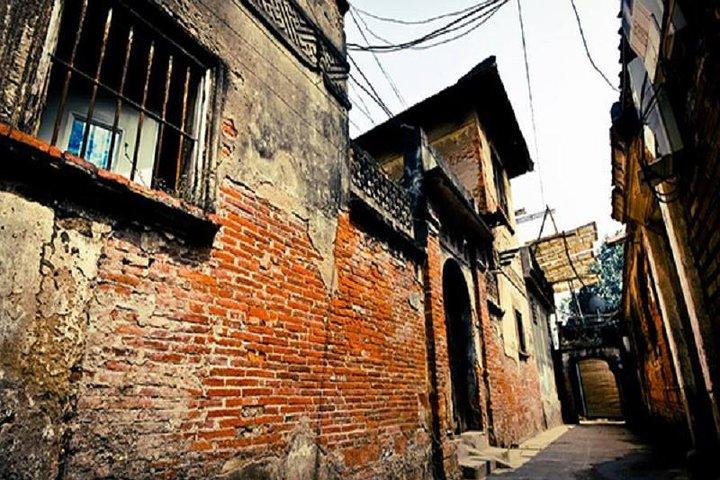 Cu Da and Van Phuc Villages: Private Tour from Hanoi