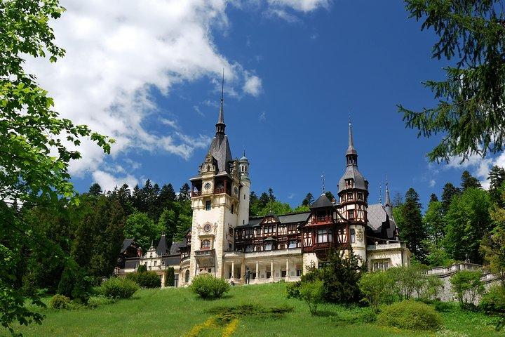 Small-Group Day Trip to Dracula's Castle, Brasov and Peles Castle