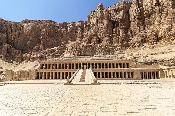 Private Day Tour From Safaga to Luxor
