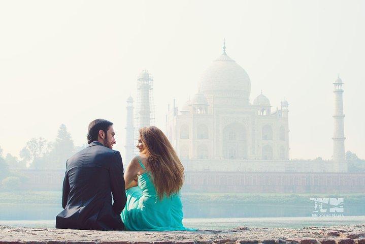 Private Half Day Taj Mahal Sunrise Tour from Agra