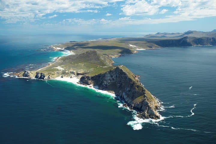 Cape Town Private Tour: Table Mountain Car & Cape Point Penguins