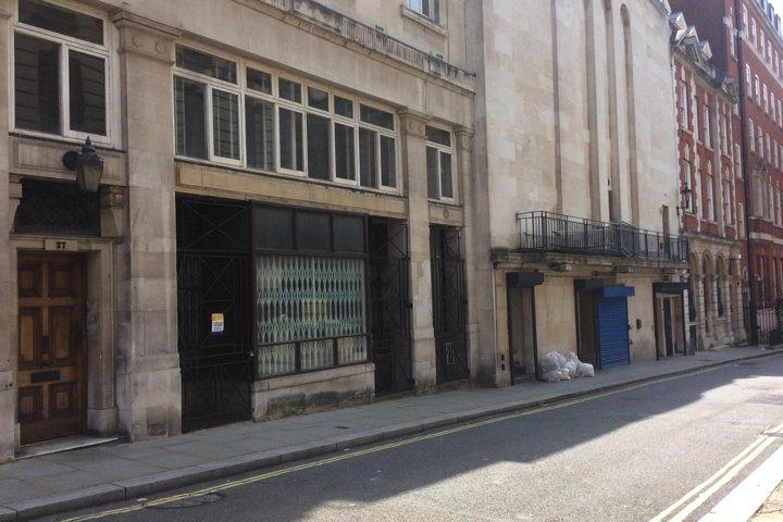 James Bond Private Tour