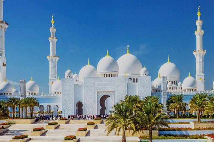 Small-Group Abu Dhabi Day Trip from Dubai