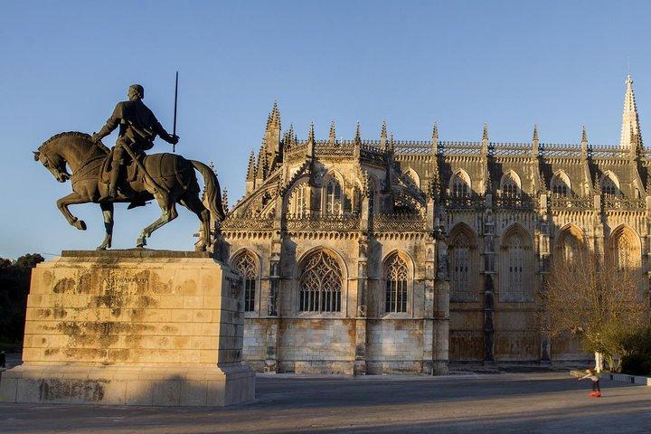 Fátima, Batalha, Nazaré and Óbidos Private Tour