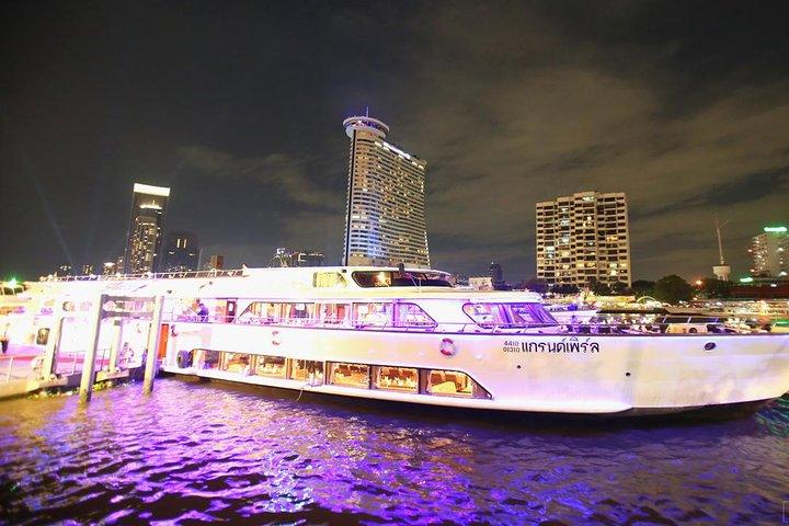 Grand Pearl Dinner Cruise along Chao Phraya River with Pickup