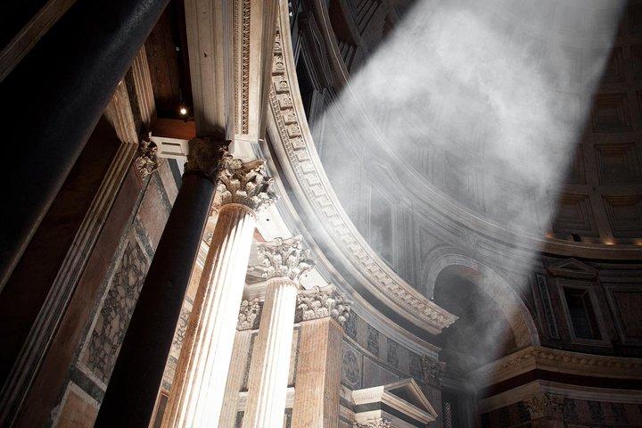 Rome’s Best-Preserved Monument: Pantheon-Fast Track & Guided Tour