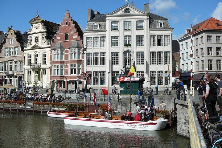 40-Minute Guided boat trip in medieval Ghent