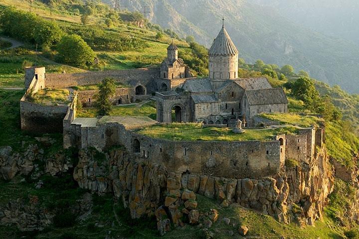 Private Tour to Areni winery, Tatev (ropeway), Khndzoresk (cave city)