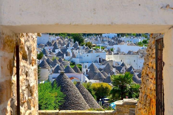 Trulli of Alberobello Day-Trip from Monopoli and Polignano