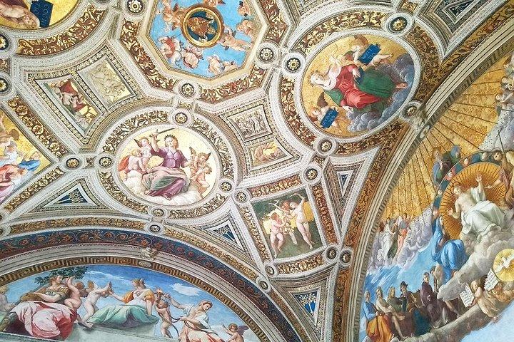 Walking Tour of the Vatican City with Skip-the-line Tickets & Sistine Chapel
