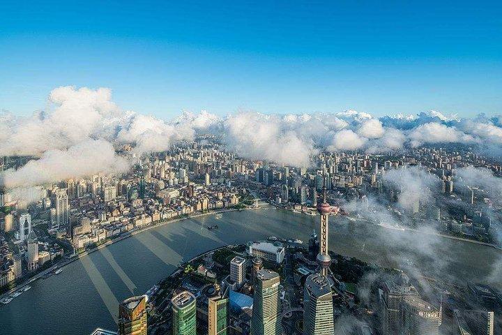 3-Hour Shanghai Bund Swift Tour with River Cruise or Skyscraper