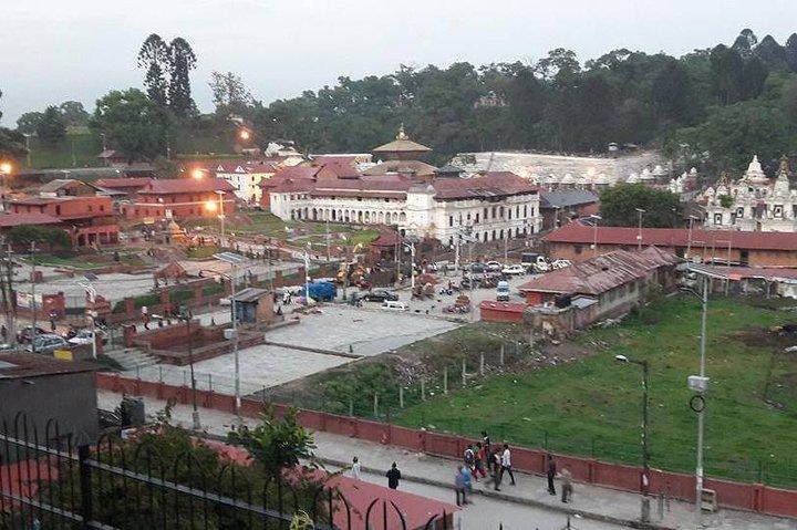 Private Half-Day Tour of Boudhanath and Pashupatinath Temples in Kathmandu